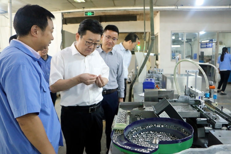 集团清静生产百日行动督导组到西无二集团、汽车工业公司督导检查